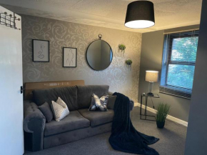 1bed flat in Stanley with free parking